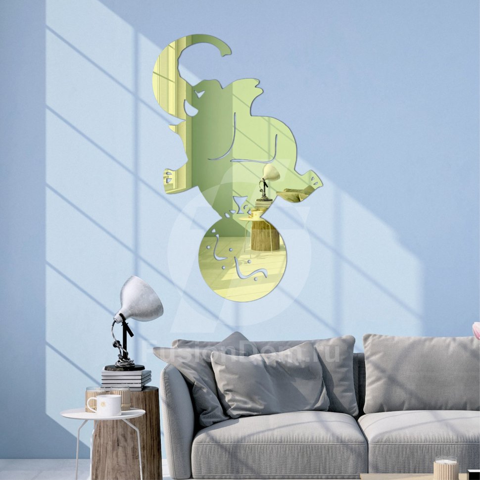 Акриловое зеркало Слоник на шаре